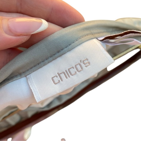 Chico's Crinkle Ombre Green Accordian Pleated Lined Size: 3 - Picture 9 of 12